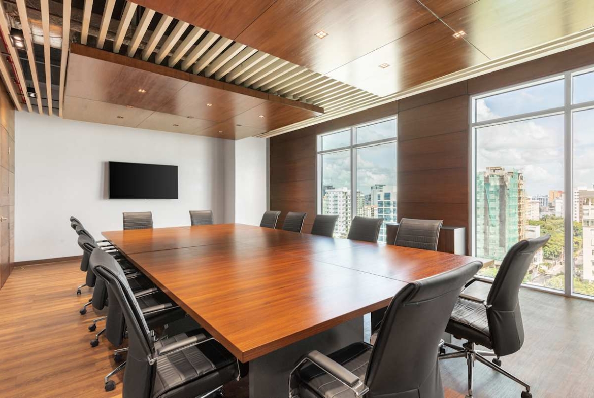 Regus (IWG) Roble Corporate Centre Santo Domingo