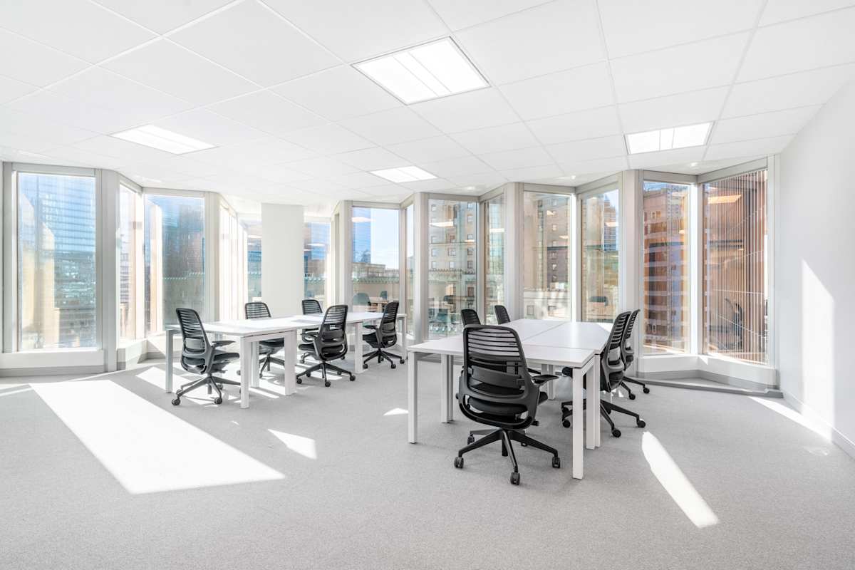 Spaces (IWG) Royal Bank Plaza Toronto