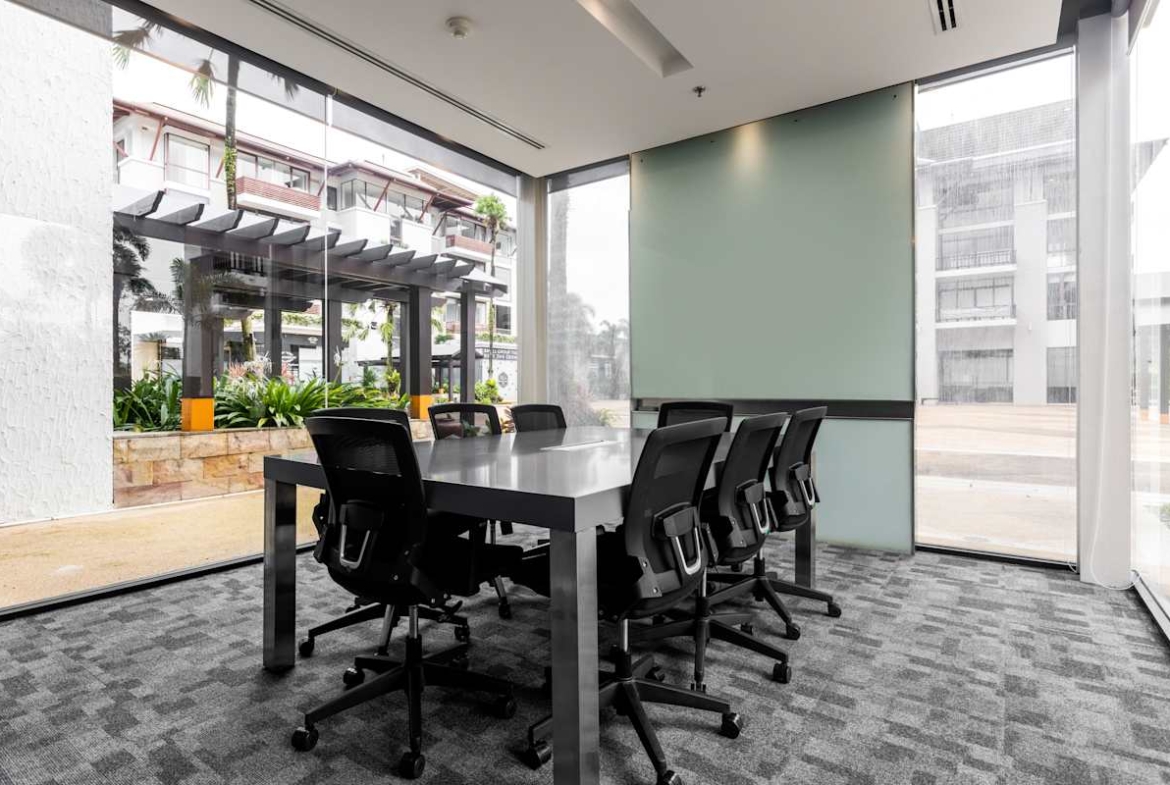 Regus (IWG) Royal Phuket Marina Phuket