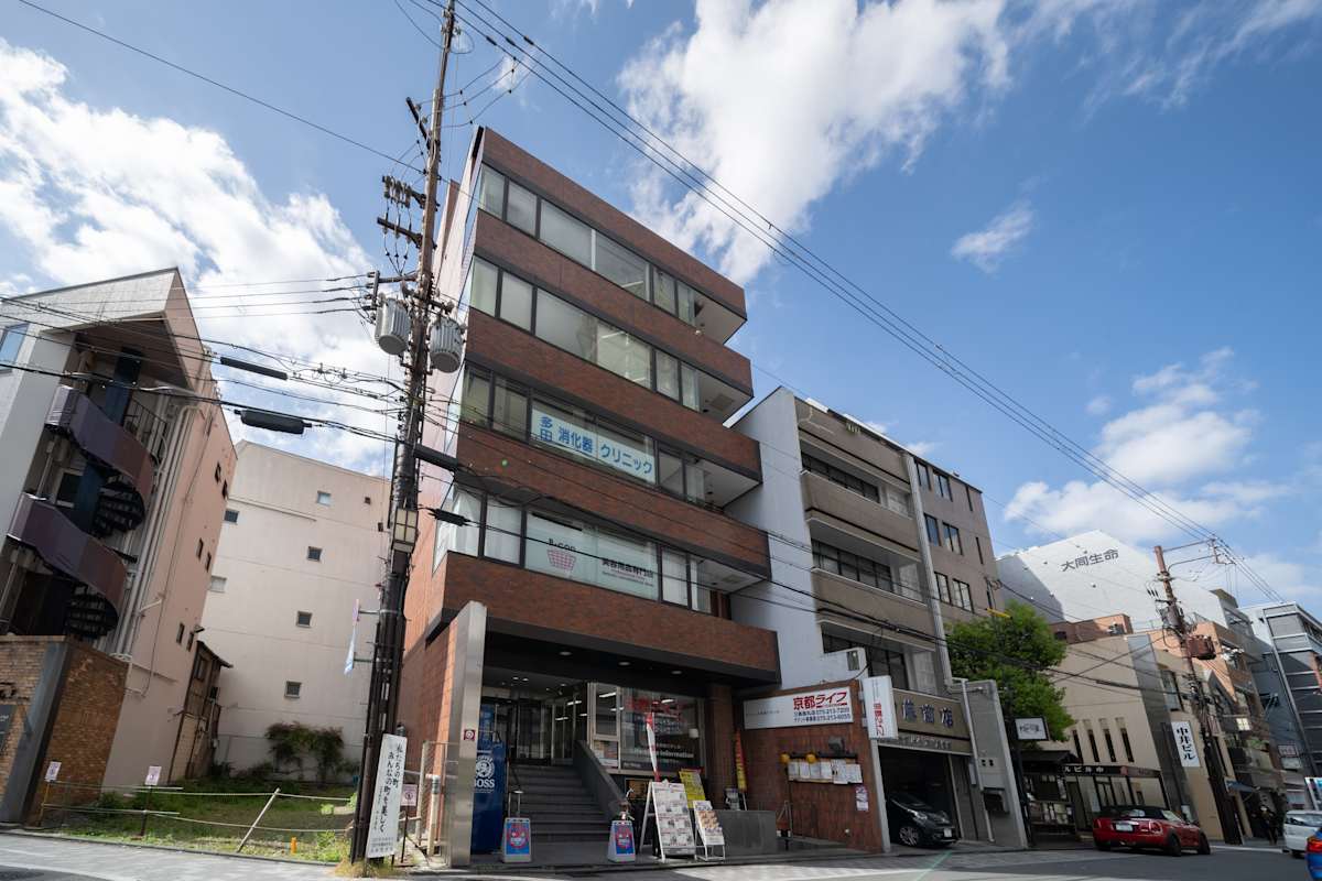 Open Office (IWG) Sanjo COHJU Building Kyoto