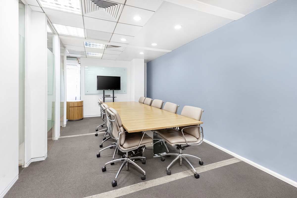 Regus (IWG) Sentinel Place Hanoi