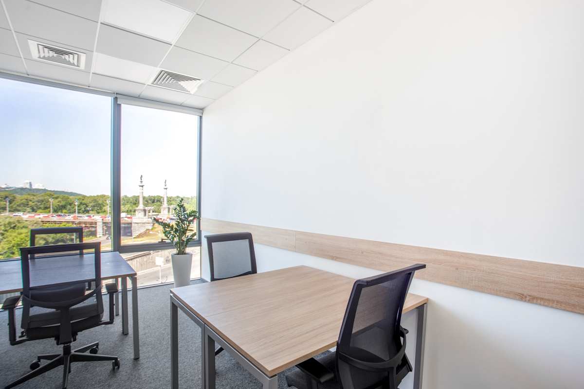Silver Breeze Kyiv Regus (IWG) Silver Breeze Kyiv