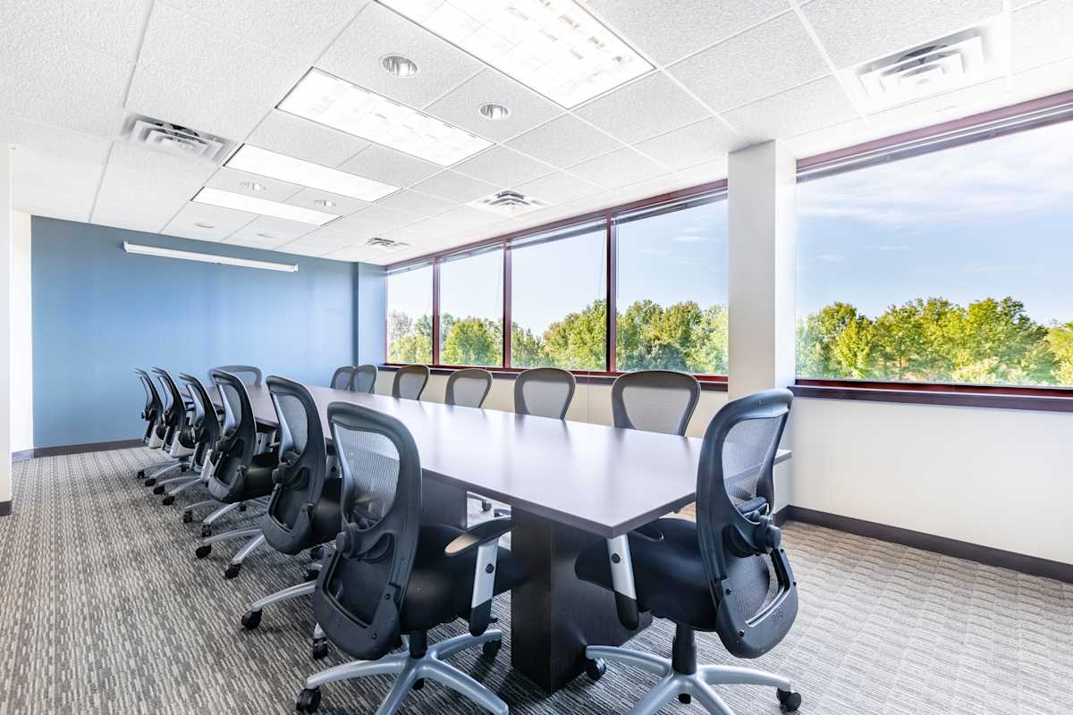 Regus (IWG) Silver Lake Executive Campus Newtown