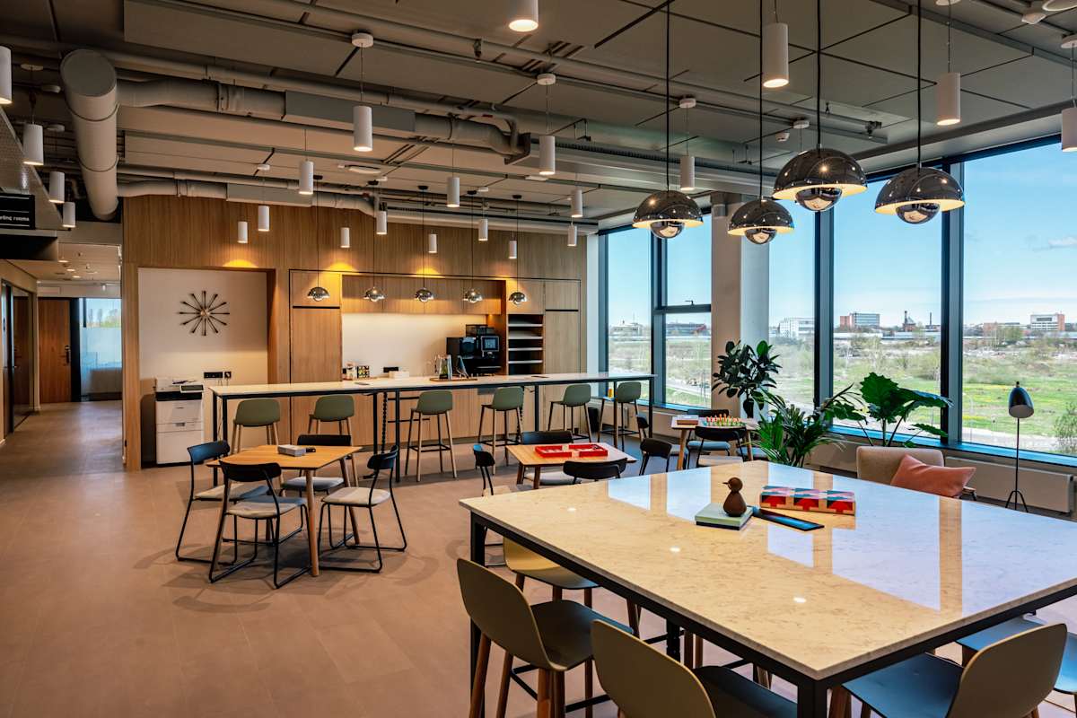 Spaces (IWG) Skanstes iela 25 RÄ«ga