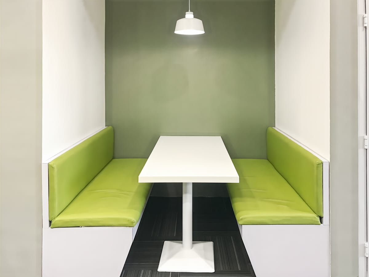 Regus (IWG) South Supermarket Lipa