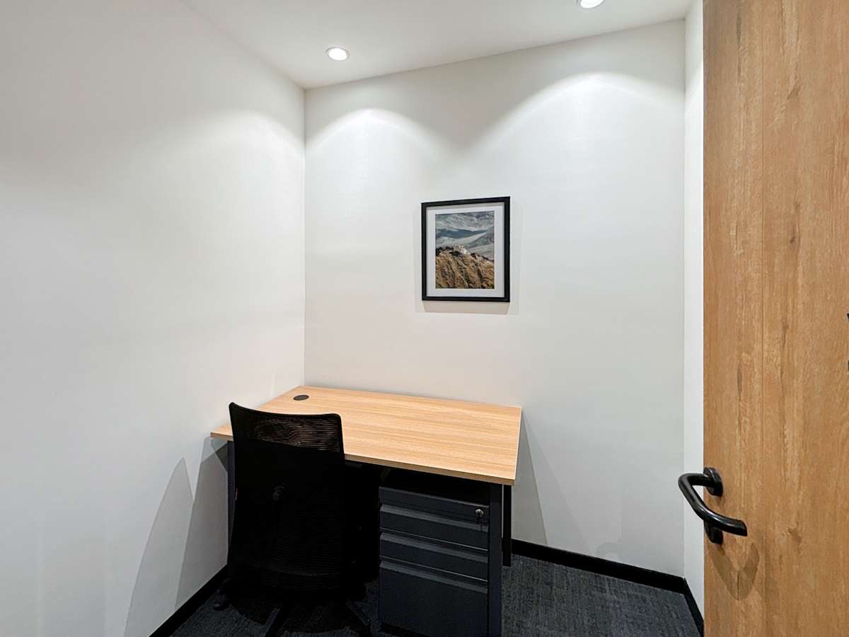 Regus (IWG) Sovereign Corporate Tower Noida