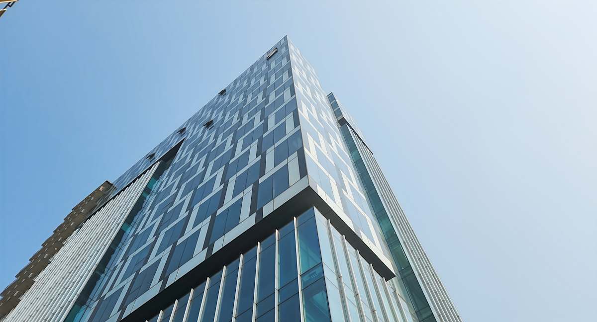 Regus (IWG) Sovereign Corporate Tower Noida