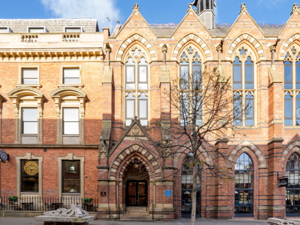 St Albions, Leeds