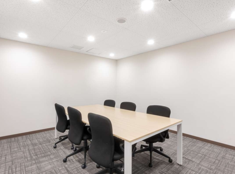 Open Office (IWG) Success Hon-Atsugi Building Atsugi