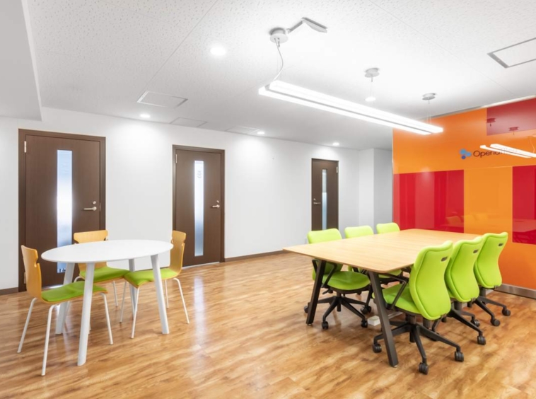 Open Office (IWG) Success Hon-Atsugi Building Atsugi
