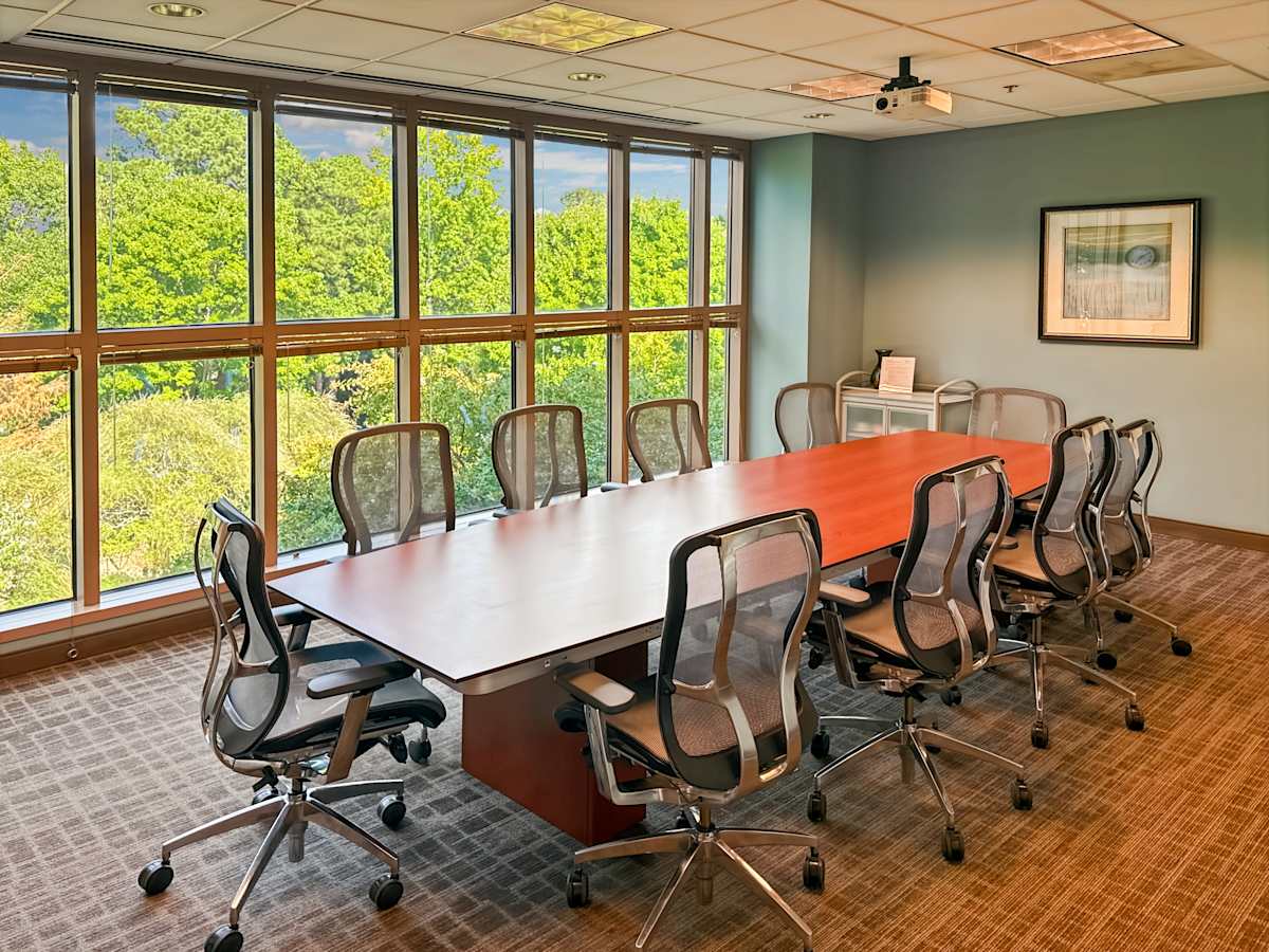 HQ (IWG) Sugarloaf Corporate Center Duluth