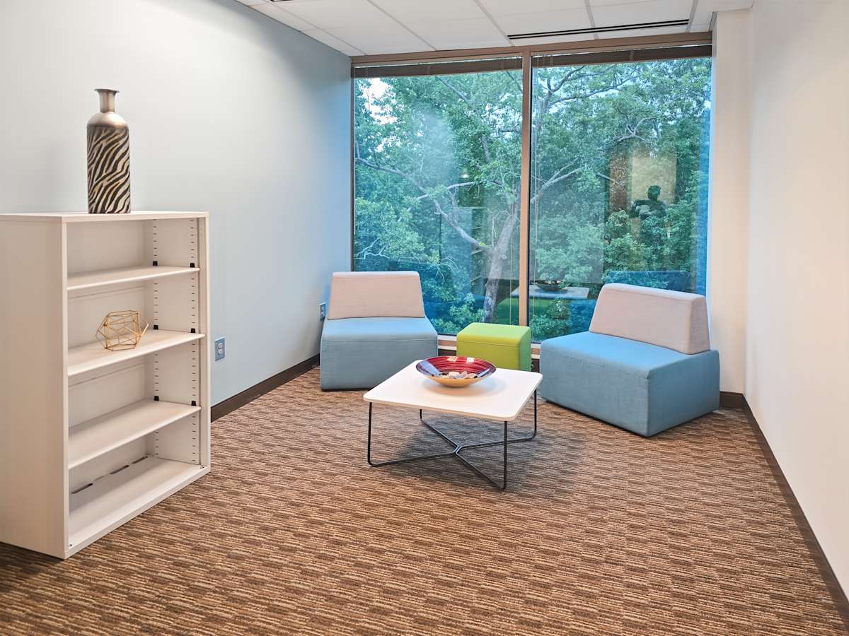 HQ (IWG) Sugarloaf Corporate Center Duluth