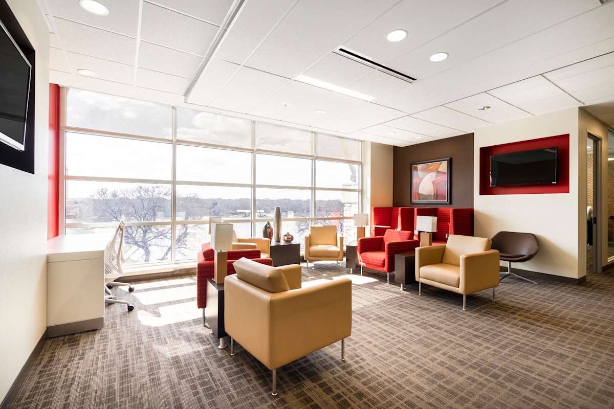 Regus (IWG) Summit Park McKinney