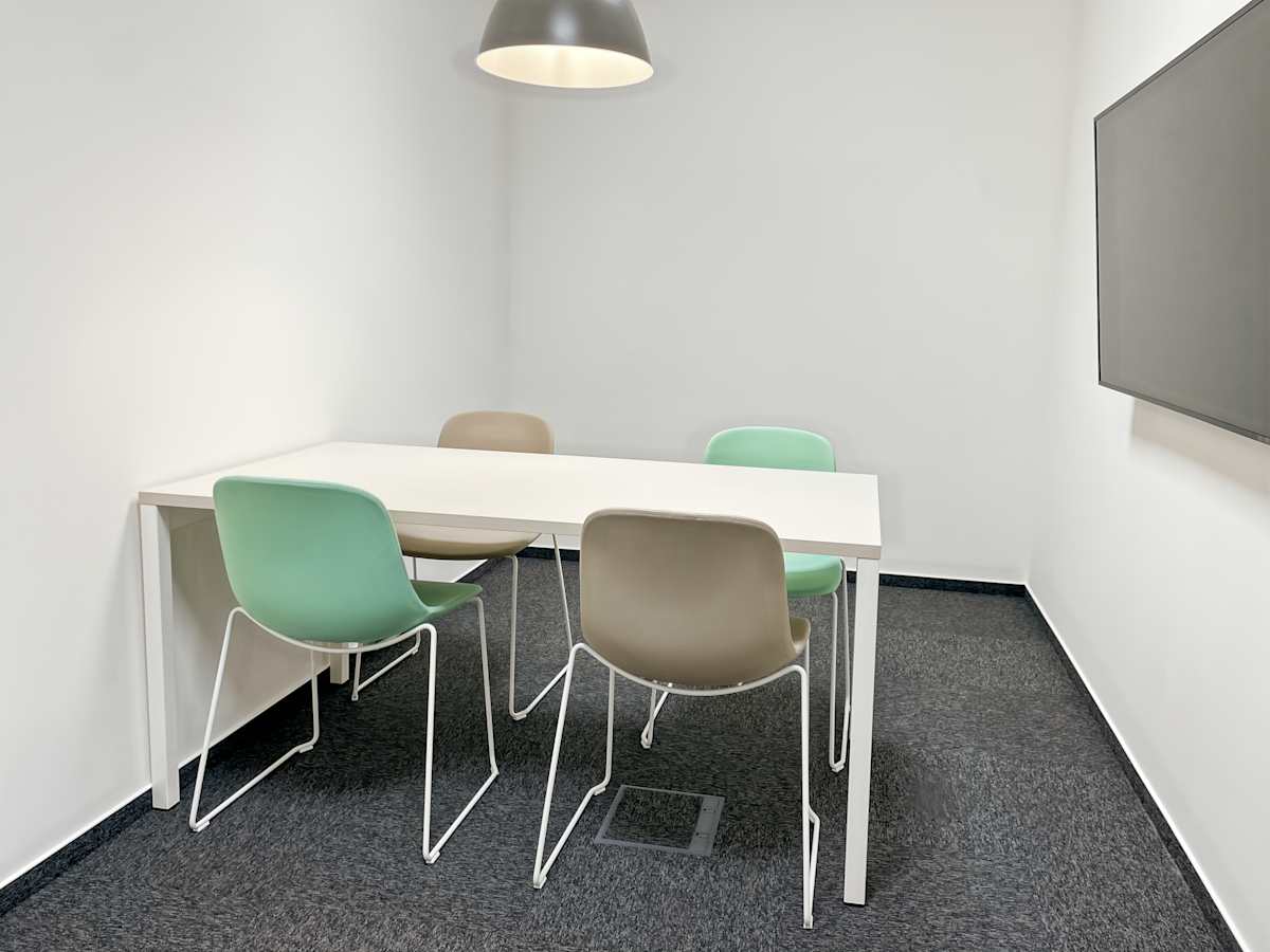 Regus (IWG) SzepvÃ¶lgyi Office Park Budapest