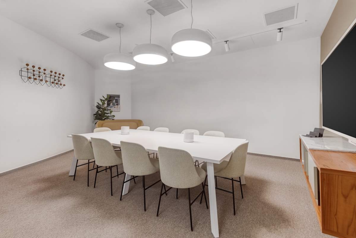 Signature by Regus (IWG) Szervita Square Building Budapest