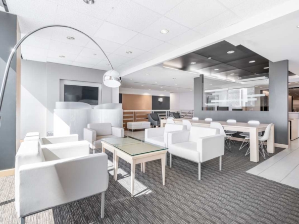 Regus (IWG) TD Canada Trust Tower Toronto