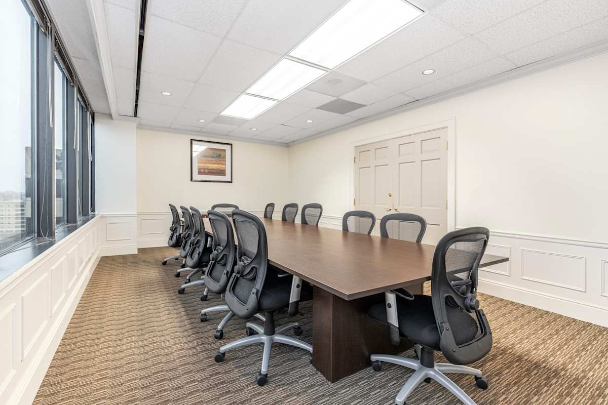 Regus (IWG) Tallan Financial Center Chattanooga