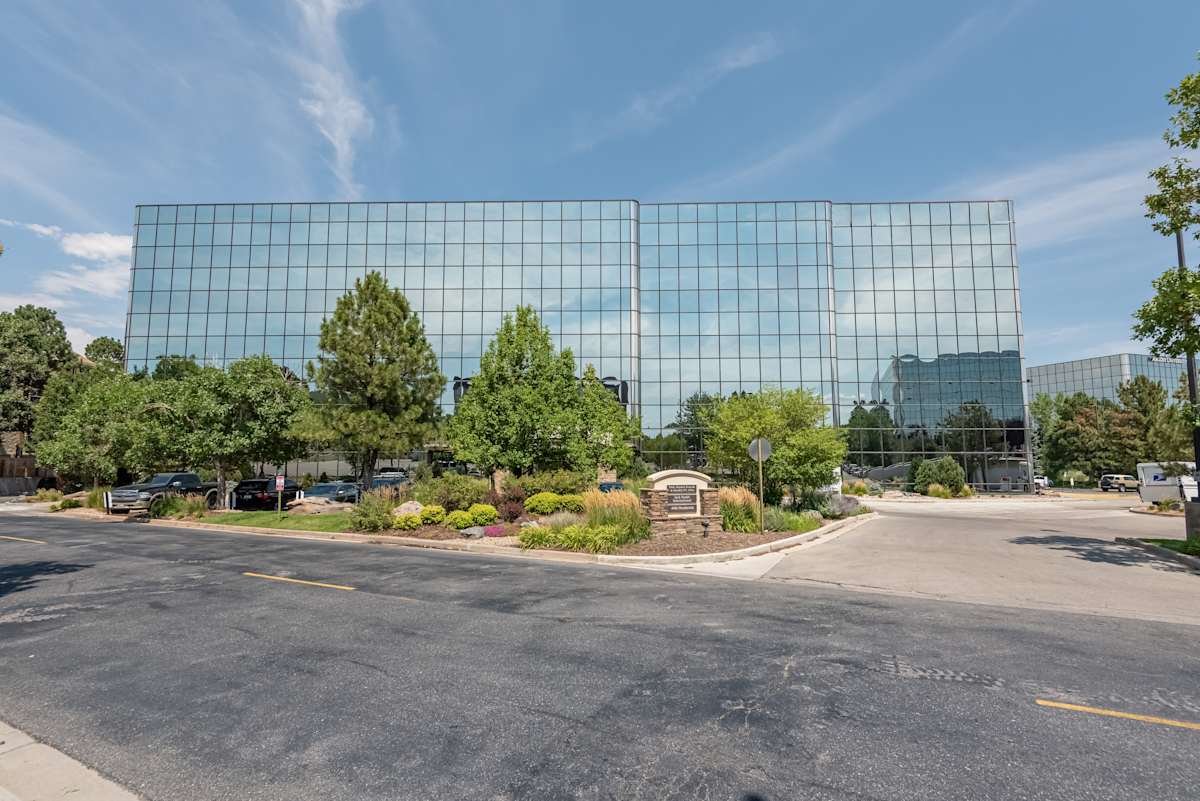 Regus Tamarac Plaza II