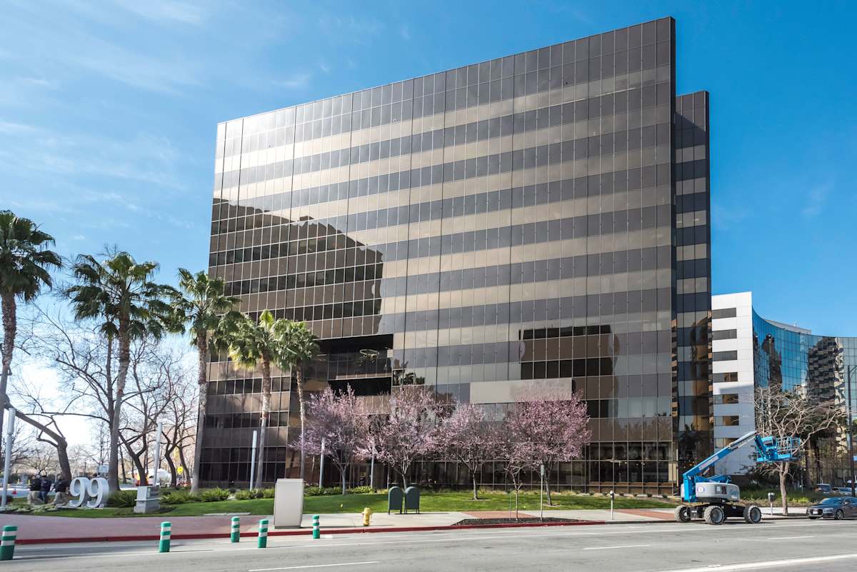 Regus (IWG) The Almaden San Jose