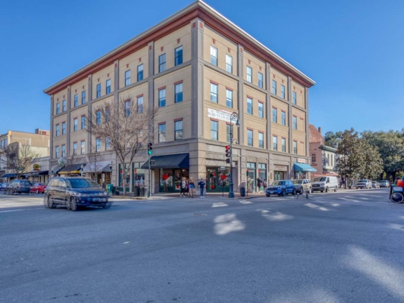 Regus (IWG) The Altmayer Building Savannah