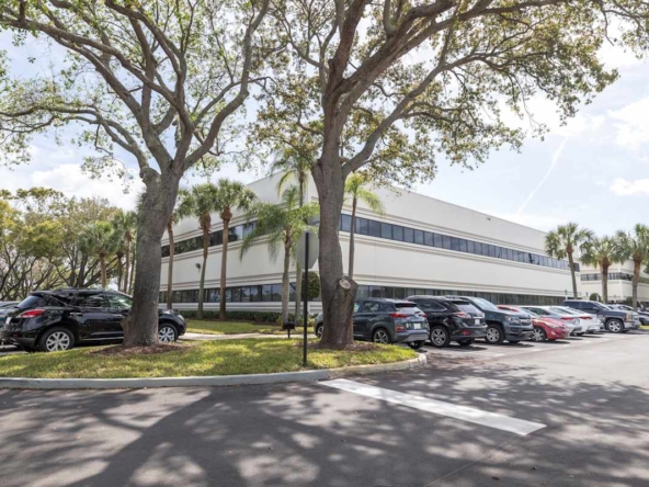 Regus (IWG) The Arbors Office Park Delray Beach