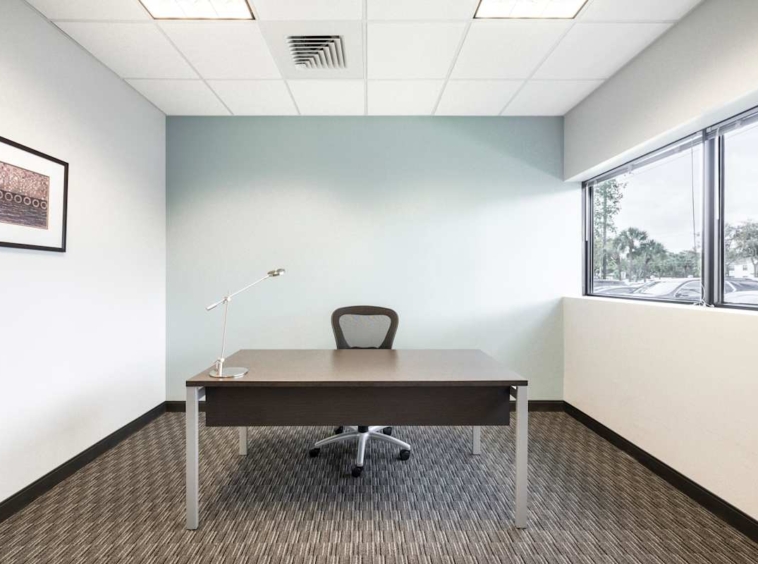 Regus (IWG) The Arbors Office Park Delray Beach