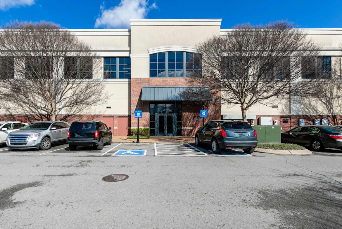 Regus (IWG) The Avenue Murfreesboro Murfreesboro