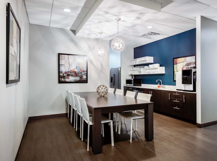 Regus (IWG) The Avenue Murfreesboro Murfreesboro