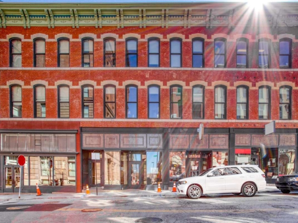 Regus (IWG) The Cosby Building Kansas City