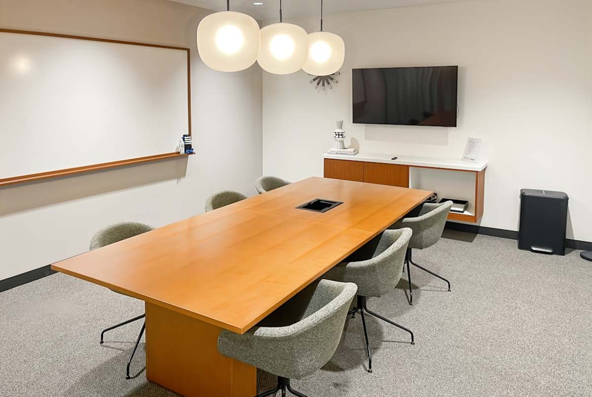 Regus (IWG) The Crescent Dallas