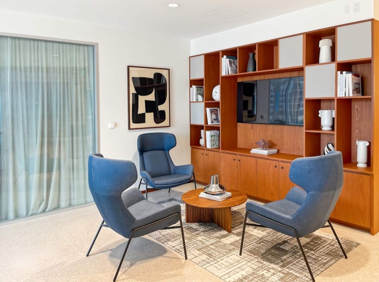 Regus (IWG) The Crescent Dallas