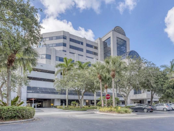 Regus (IWG) The Gardens Financial Center Palm Beach Gardens