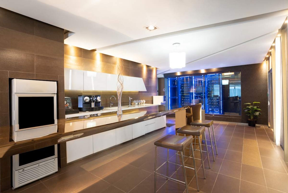 Regus (IWG) The Intermark Kuala Lumpur