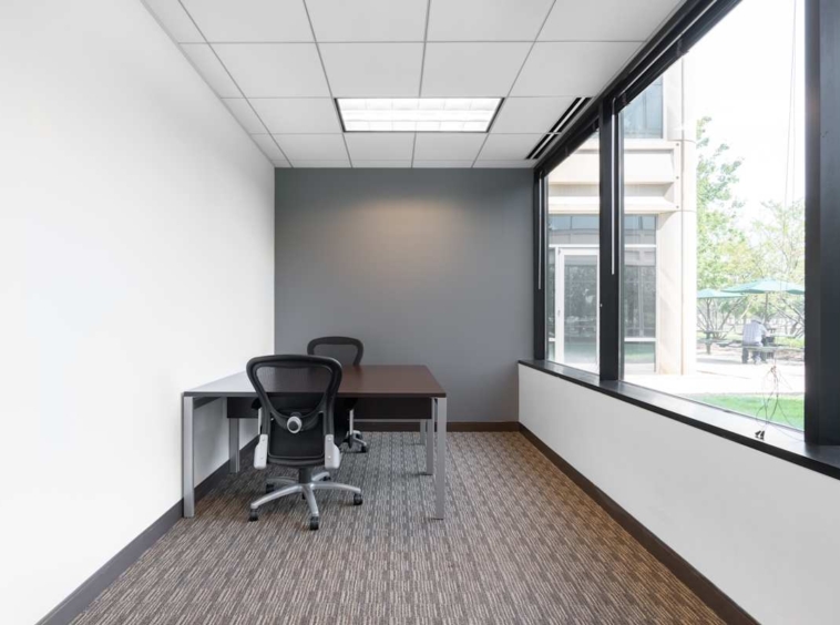 Regus (IWG) The Landmark Center Lake Forest