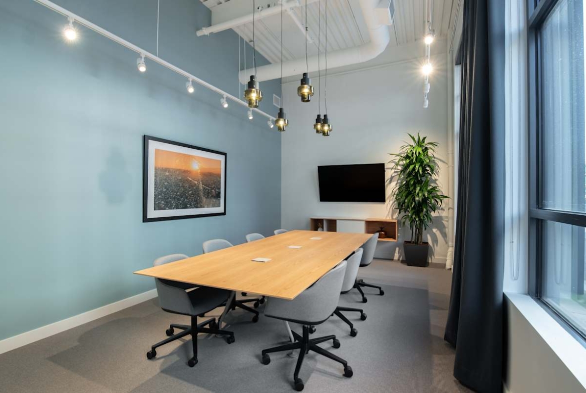 Spaces (IWG) The Leland James Portland