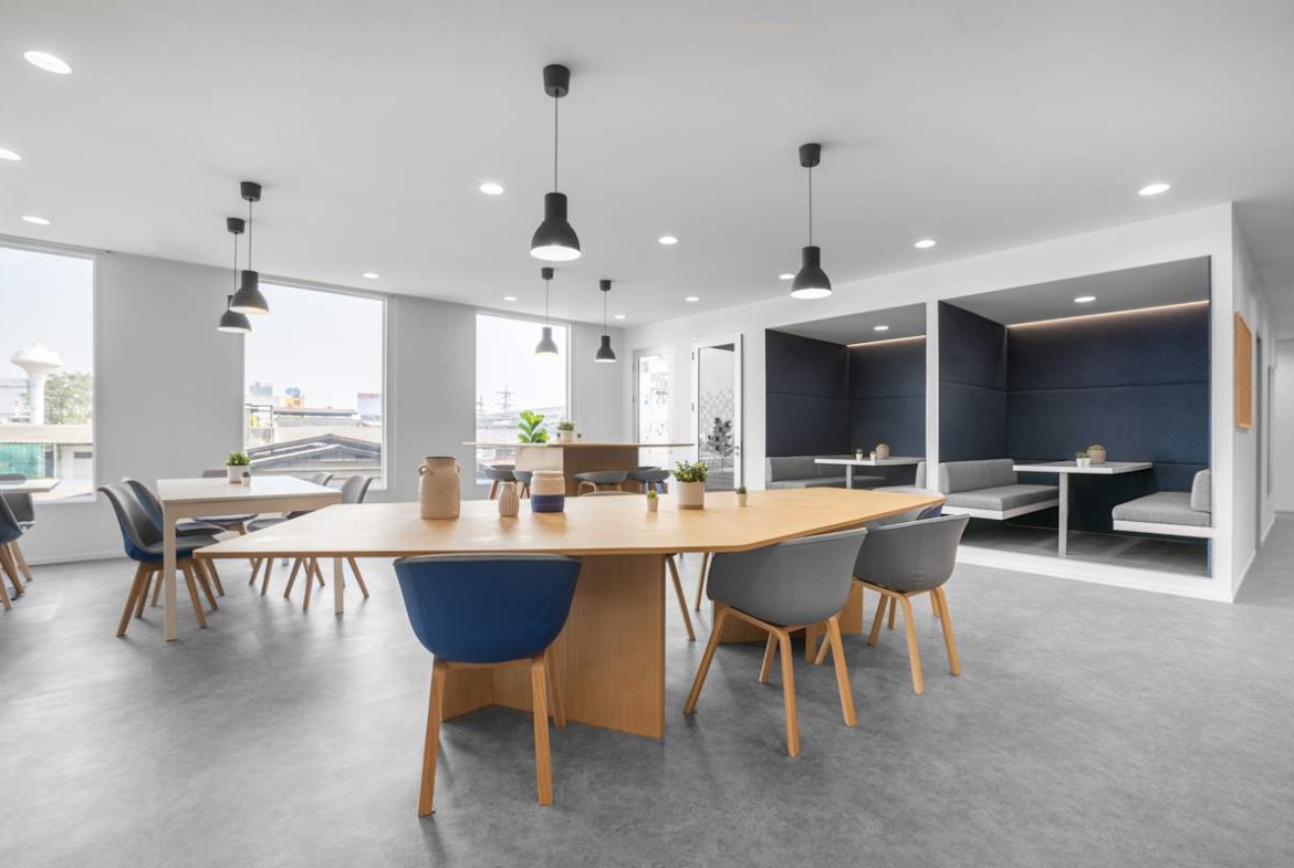 HQ (IWG) The Metropolis Samrong Samutprakarn