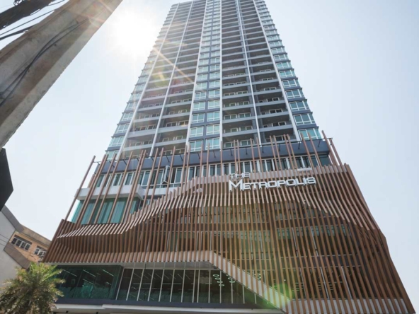 HQ (IWG) The Metropolis Samrong Samutprakarn