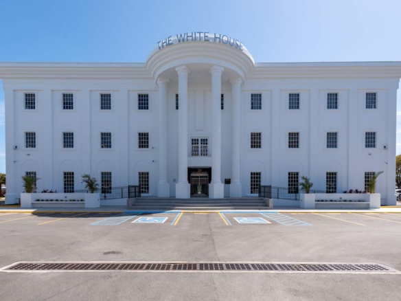 Serviced offices in Cayman Islands at Regus (IWG) The White House George Town