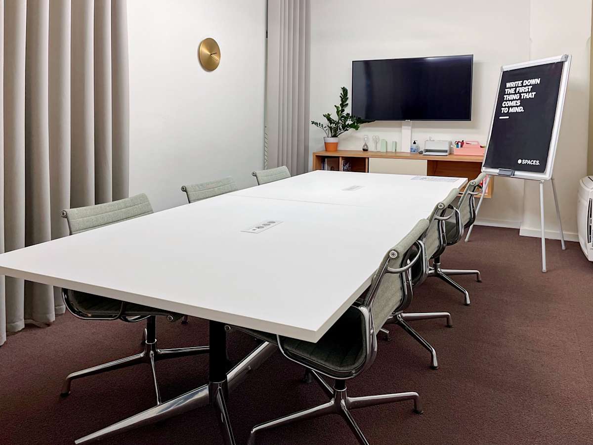Theanous 15 Athens Spaces (IWG) Theanous 15 Athens