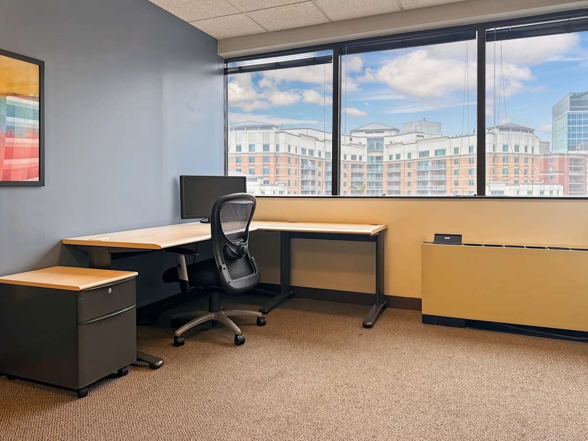 Three Bethesda Metro Center Bethesda Regus (IWG) Three Bethesda Metro Center Bethesda