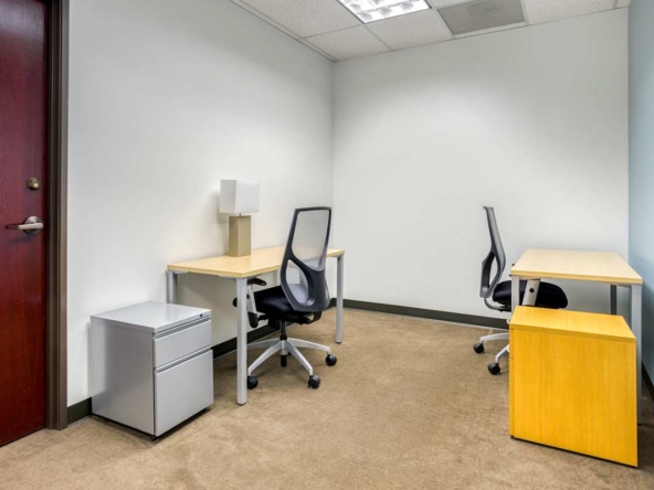 Regus (IWG) Three Town Center Clackamas