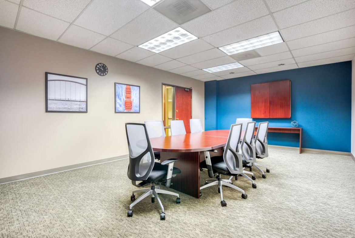 Regus (IWG) Three Town Center Clackamas