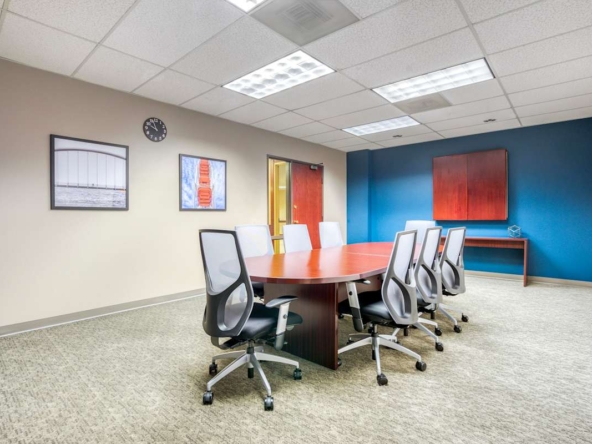 Regus (IWG) Three Town Center Clackamas