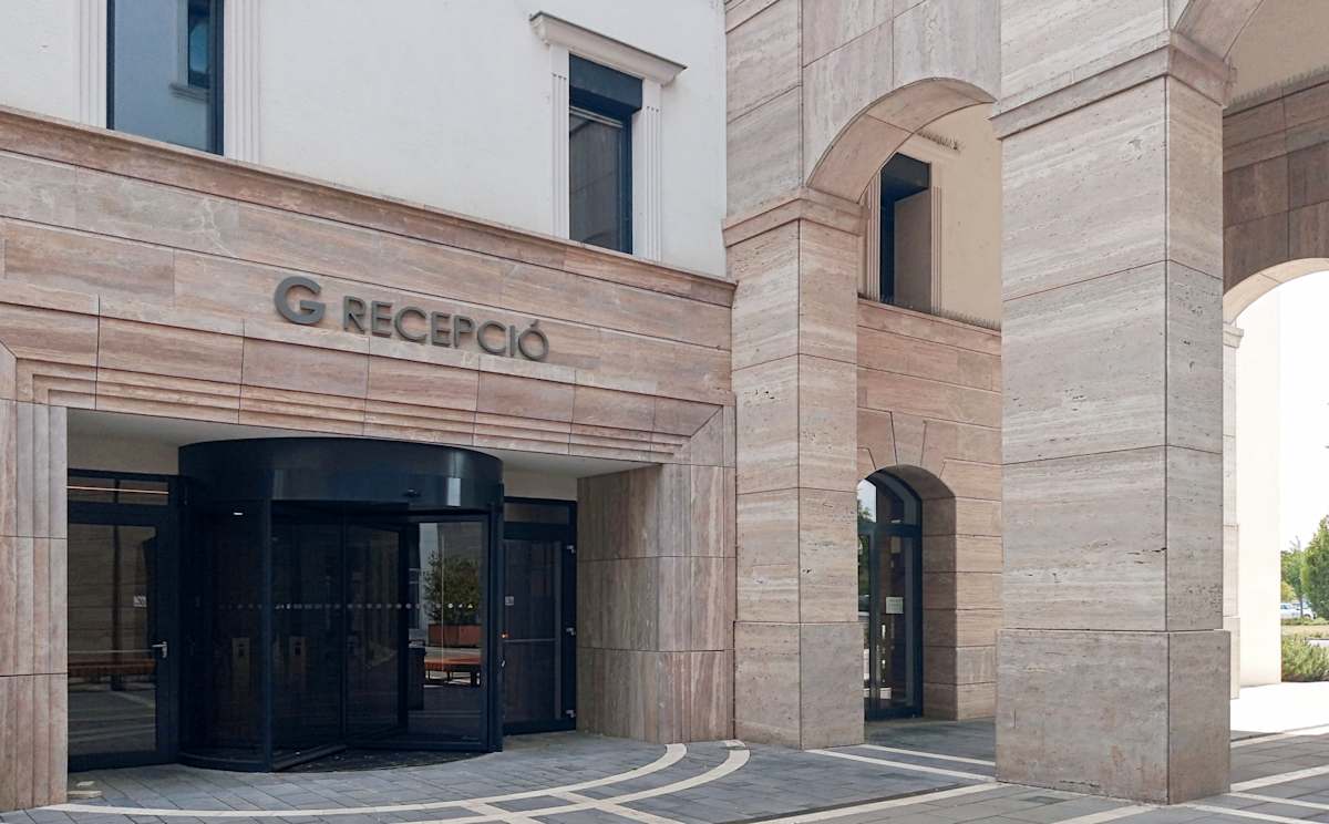 Regus (IWG) Topark Biatorbágy