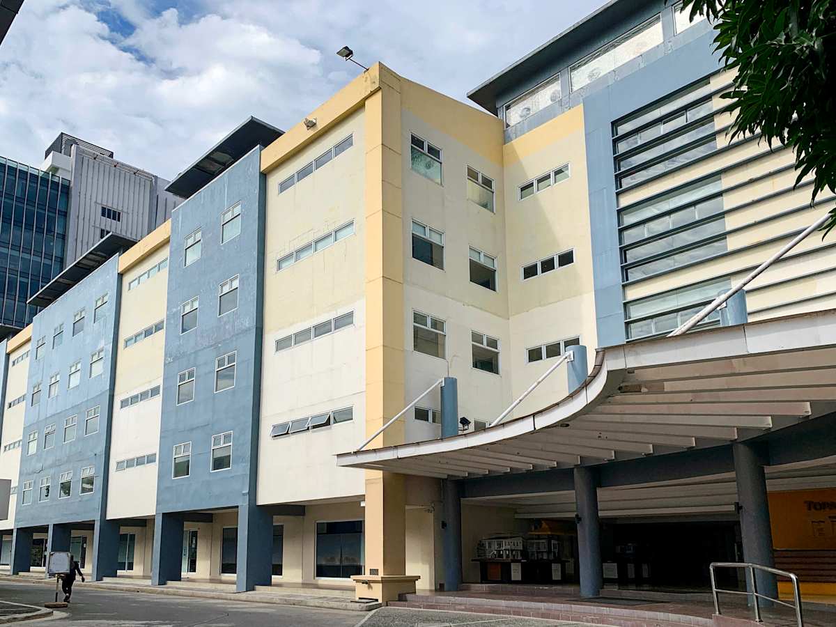 HQ (IWG) Topaz Tower Centre Davao City