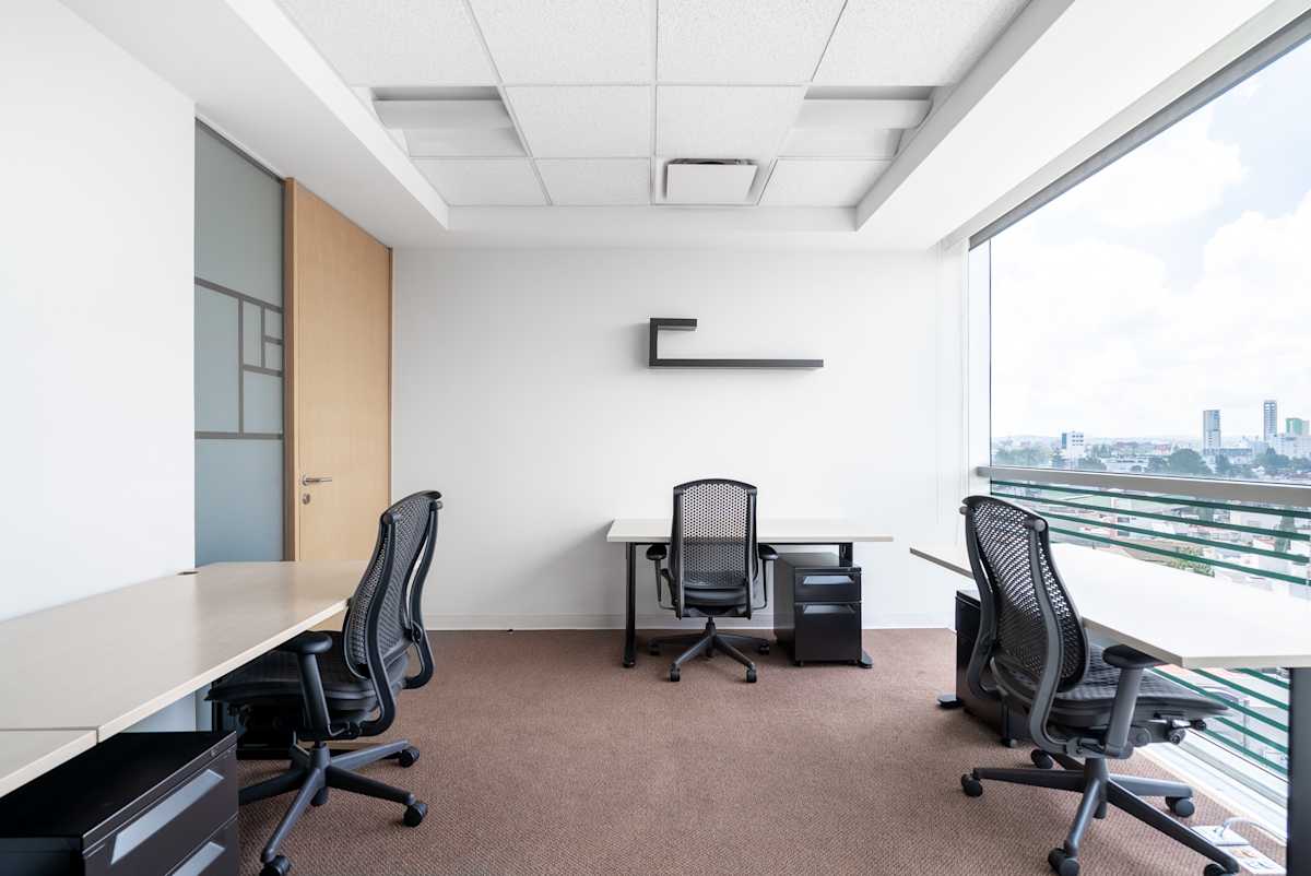 Regus (IWG) Triangle Tower Puebla