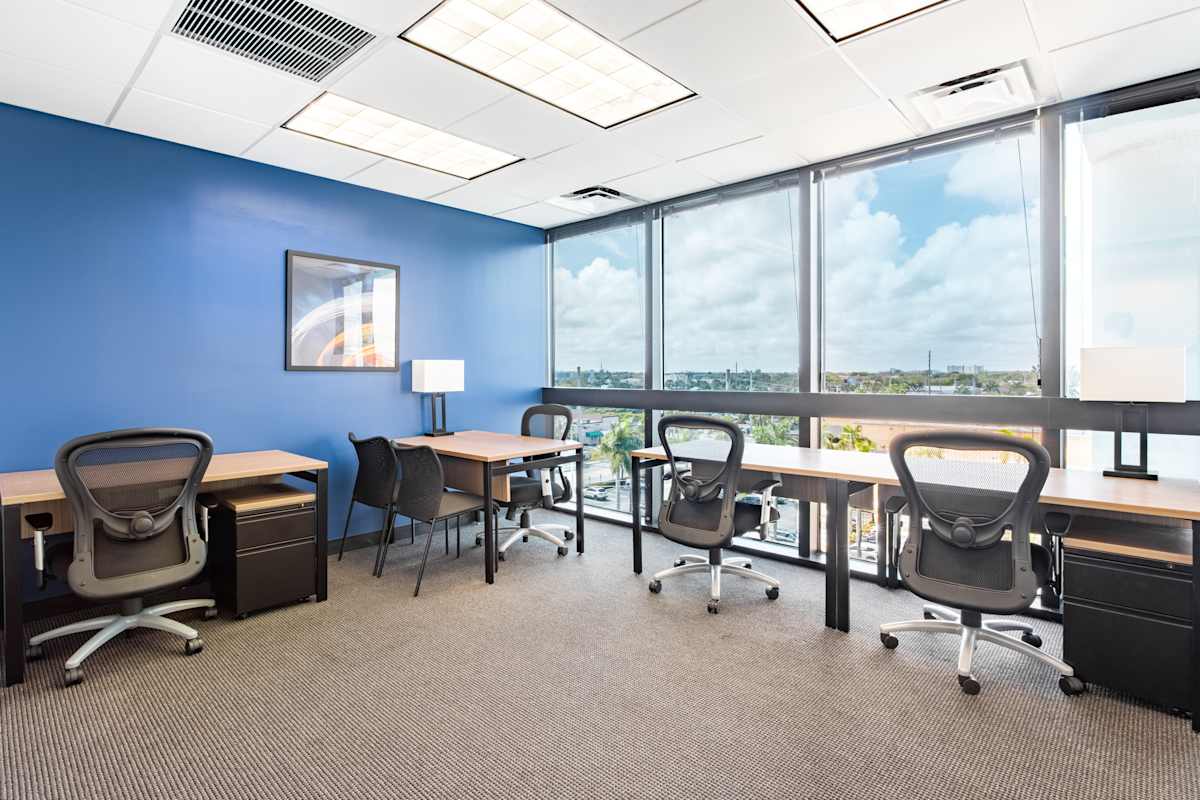 Regus (IWG) Turnberry Plaza Aventura
