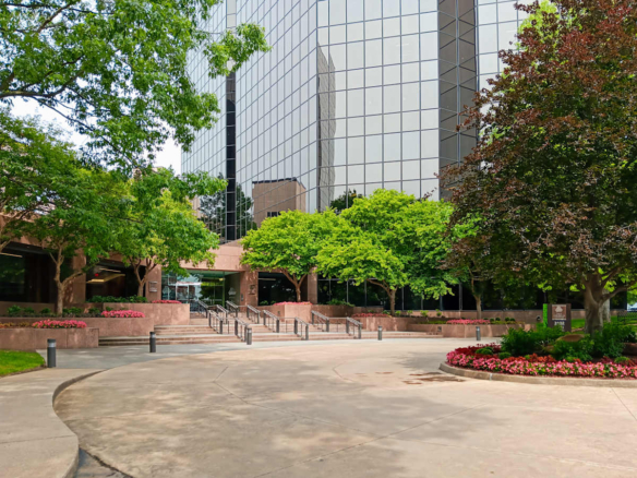 Regus (IWG) Two American Center Nashville