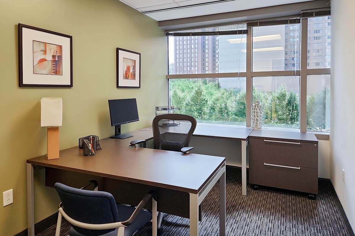 Regus (IWG) Two Logan Square Philadelphia