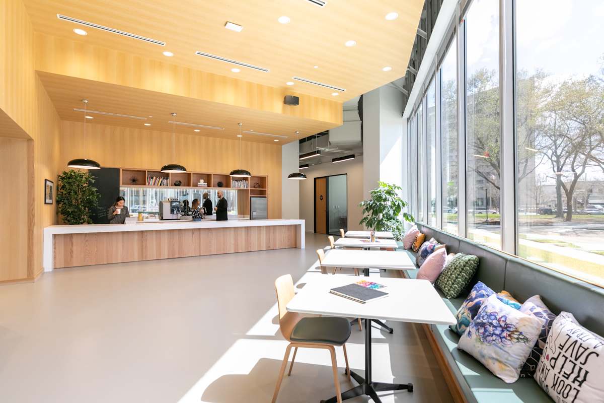 Spaces (IWG) Two Post Oak Central Houston